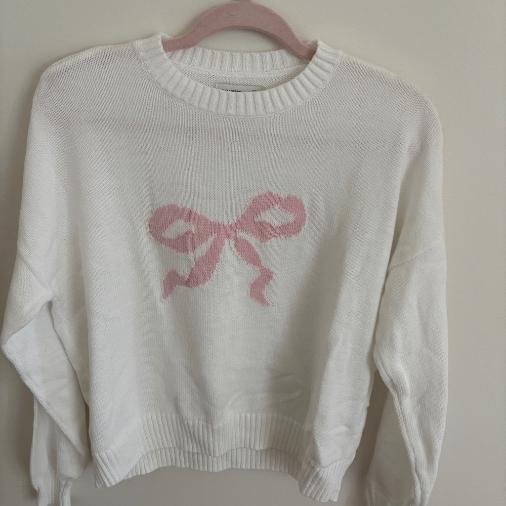 Hollister Sweater